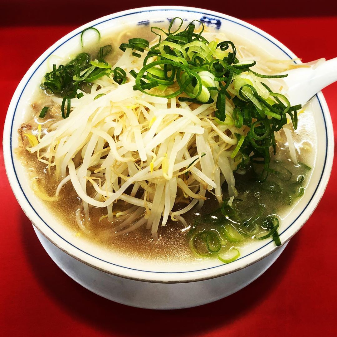 これはラーメン福の大盛ラーメンです。野菜の量、麺の硬さは普通です。 #ラーメン #ラーメン福 #名古屋市守山区